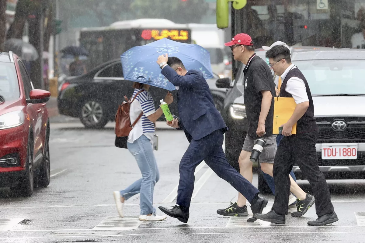 5縣市豪雨特報 這裡恐下到晚上