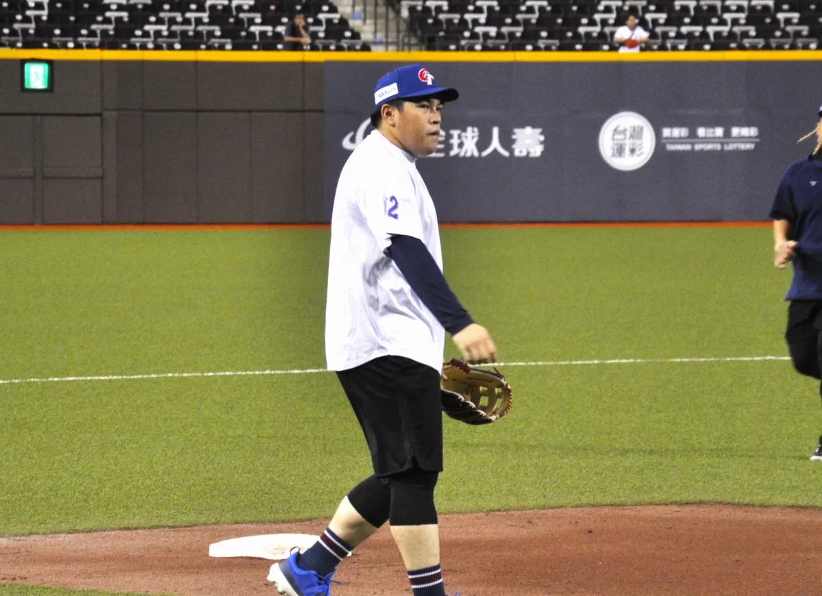 12強／力抗多明尼加拚連勝 曾頌恩頂上4棒