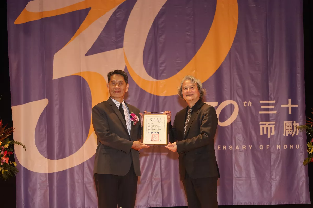 推動藝文不遺餘力  佛大院長謝元富獲東華傑出校友殊榮