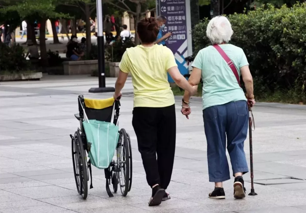 衝長照人力資源 衛福部新南向專班首屆22人