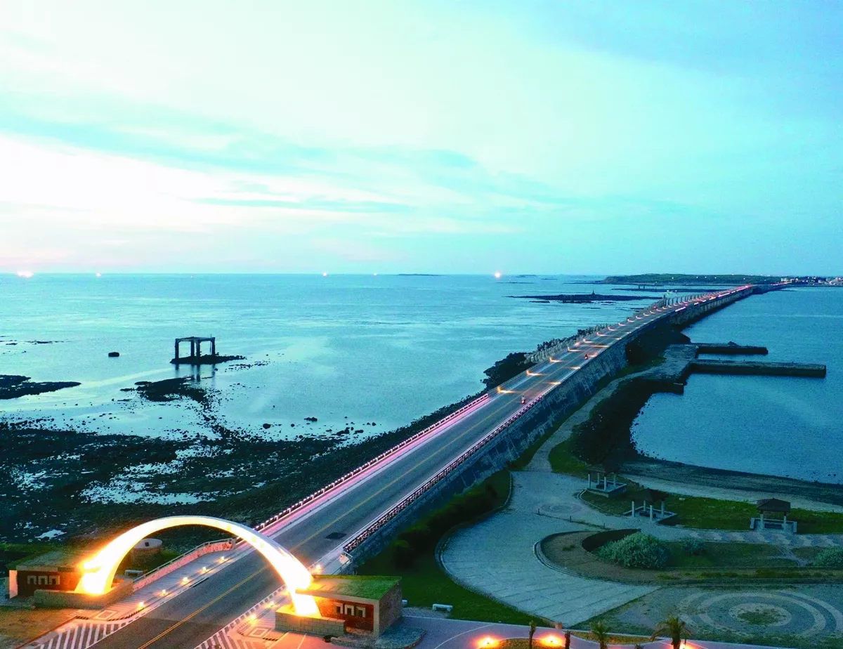 澎湖跨海大橋 飽覽海天美景