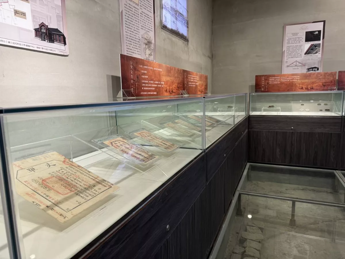 古蹟變身餐飲店 展出台灣各時期貨幣