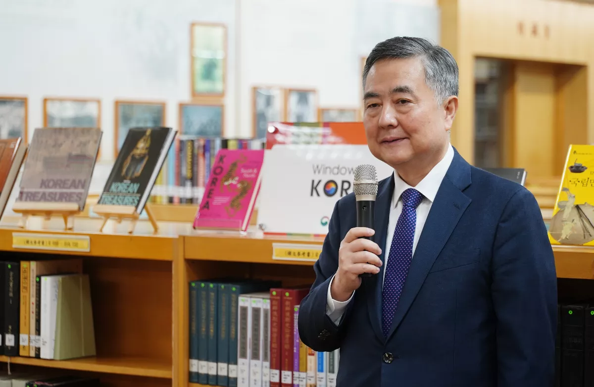 文大設韓國資料室 韓文藏書將逾2萬冊