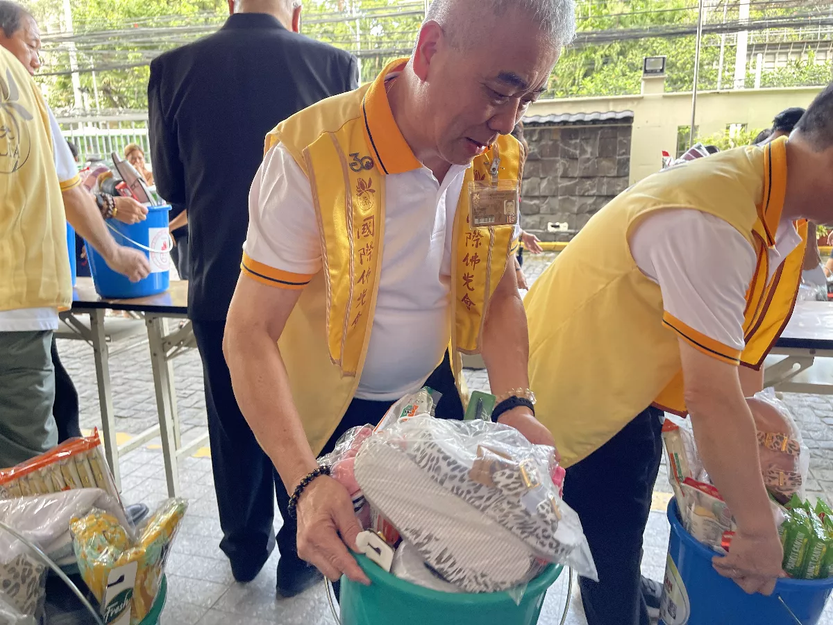 A Bundle of Joy: The Heritage of Sharing from FGS Mabuhay Temple & BLIA Philippines