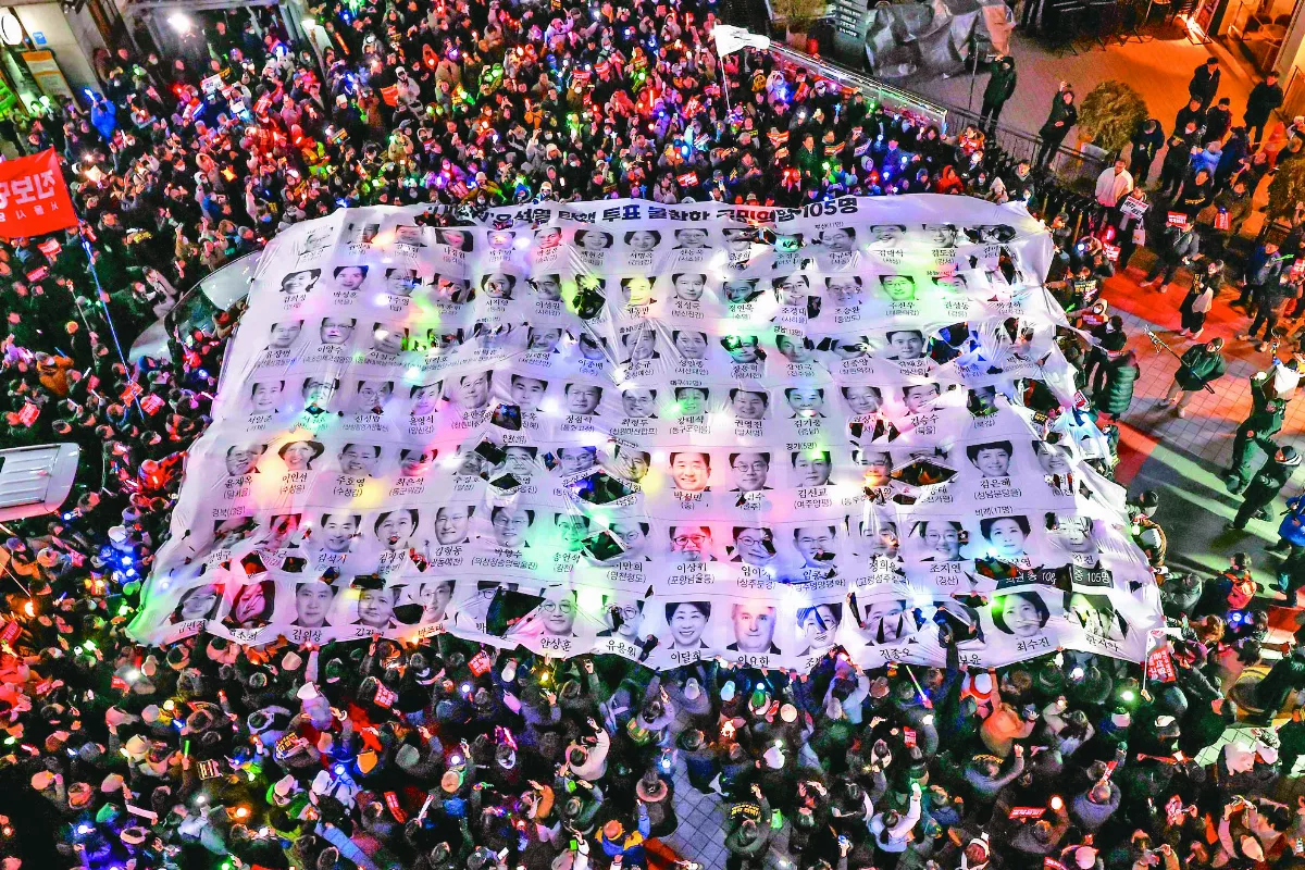 民眾群聚 喊彈劾尹錫悅