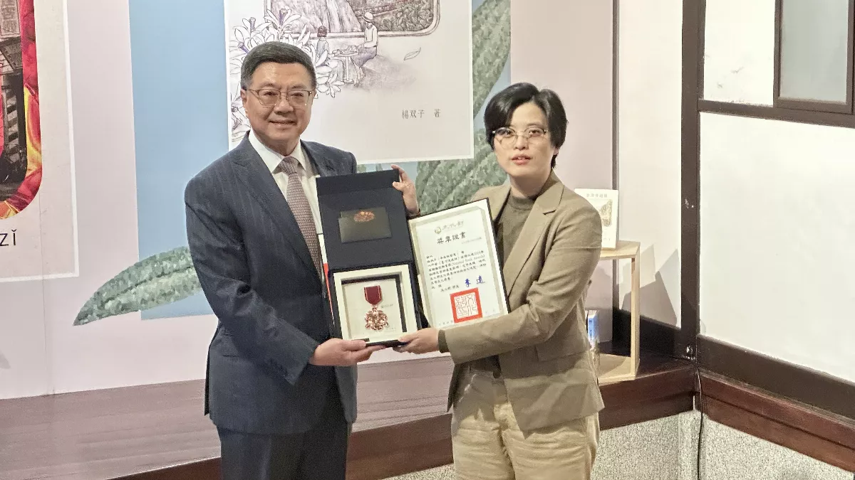 《台灣漫遊錄》奪美國國家圖書獎　楊双子、金羚獲頒文化獎章