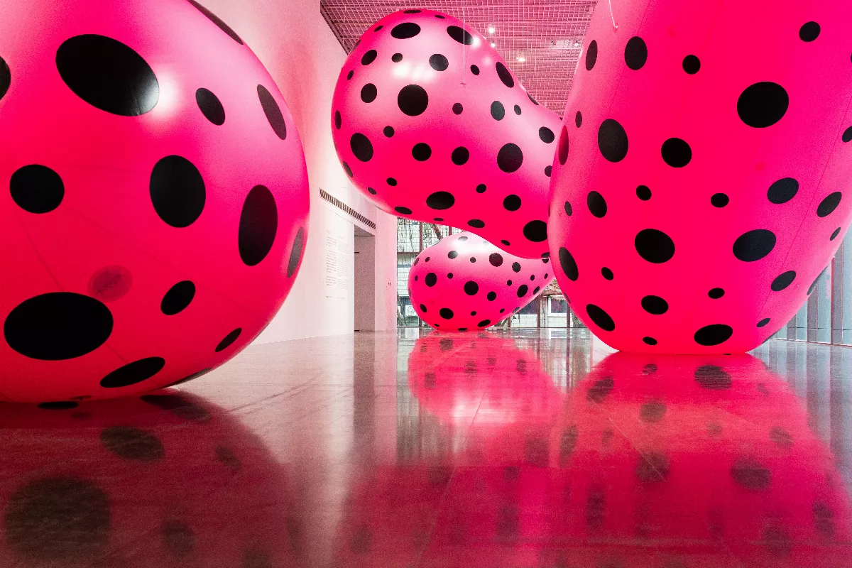 26年後重現圓點幻境 70件草間彌生作品北師美術館展出