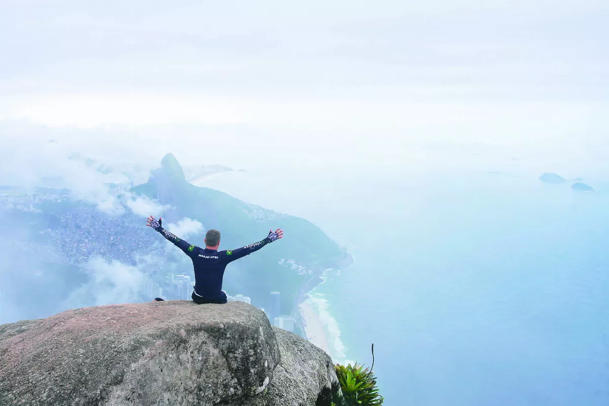 特殊轎子 圓身障者登山夢