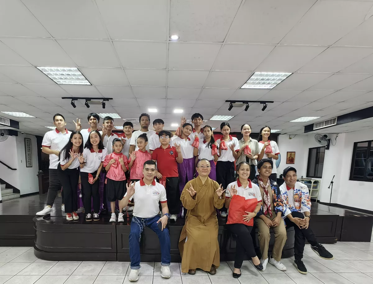 Fo Guang Shan Yuan Thong Temple Hosts 