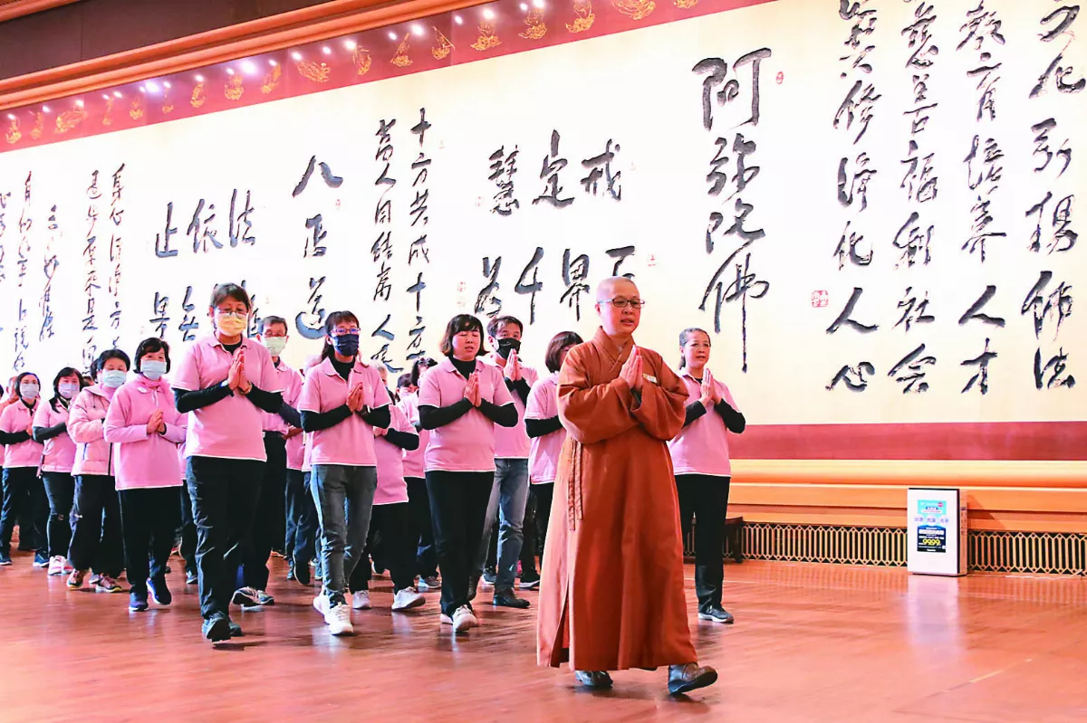 鳳山講堂歲末禮祖 將佛法落實生活