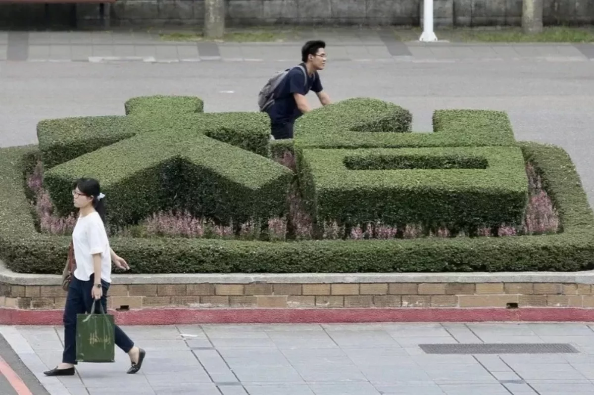 碩博班註冊回溫 28公立大專院校註冊率掛零