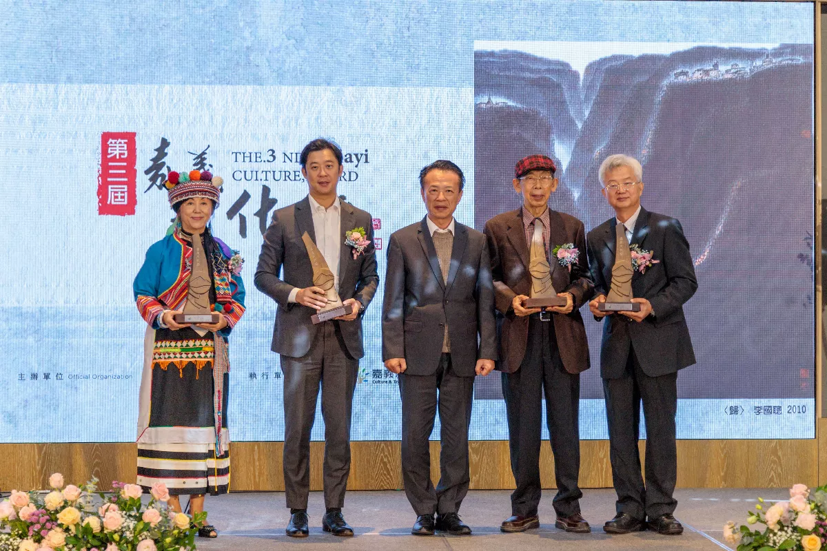 致力傳承藝文薪火  簡上仁等4人獲嘉義文化獎