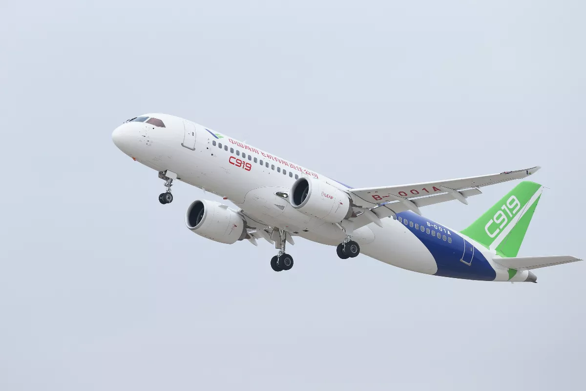 中國研發大型客機C919 首度飛出大陸本土