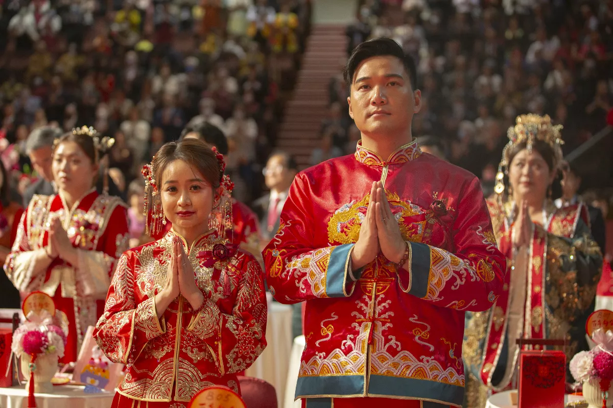 佛前定情緣 牽手許終生