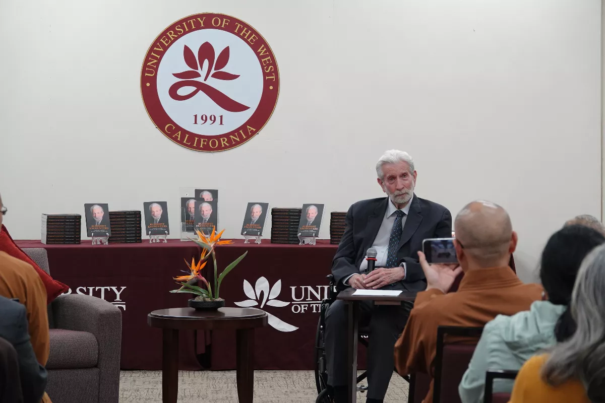 Buddhist Encounters Book Launch Honors Venerable Master Hsing Yun