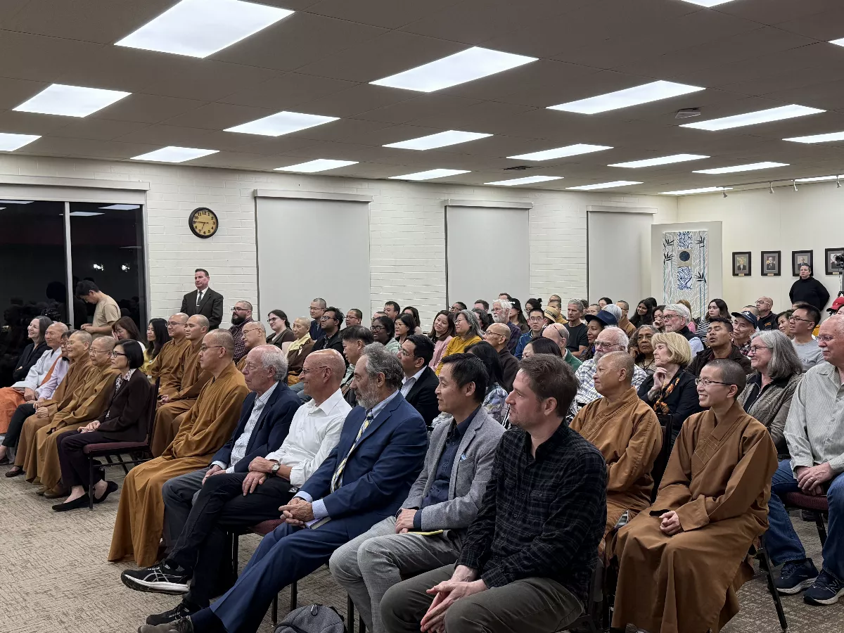 Buddhist Encounters Book Launch Honors Venerable Master Hsing Yun