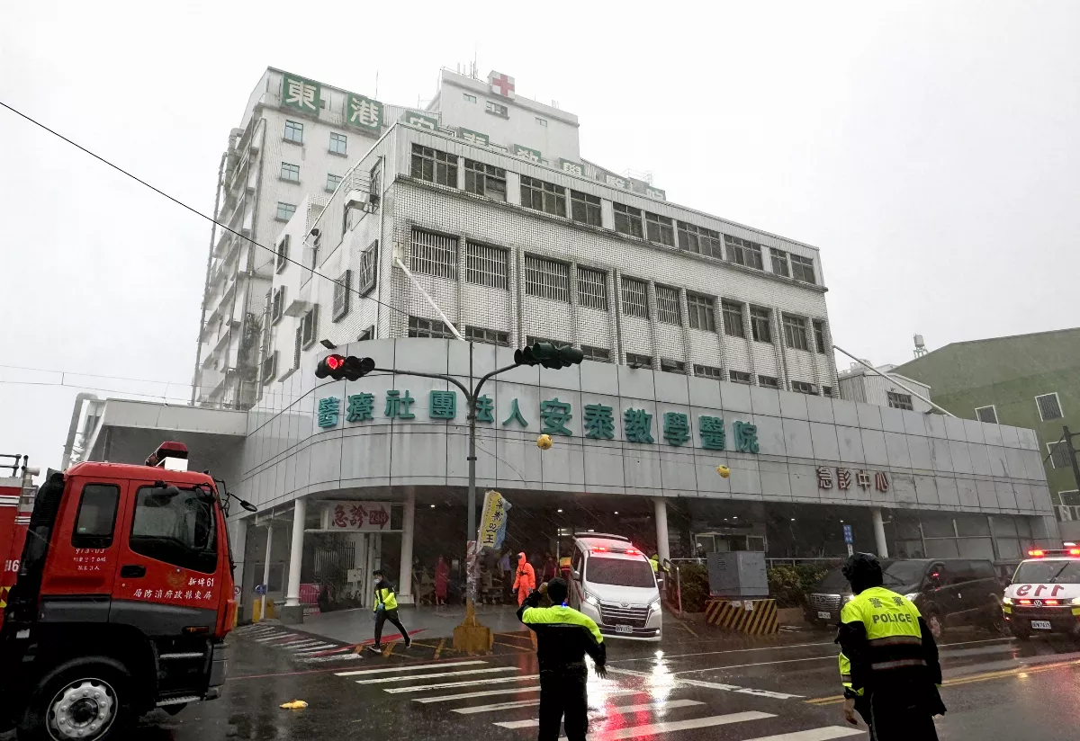 屏縣安泰醫院去年火警釀8死  發現大量違建將拆除