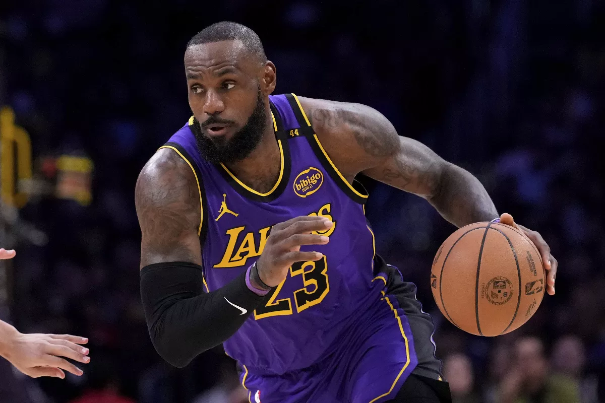 NBA／超越喬丹 詹姆斯30分累積場次史上最多