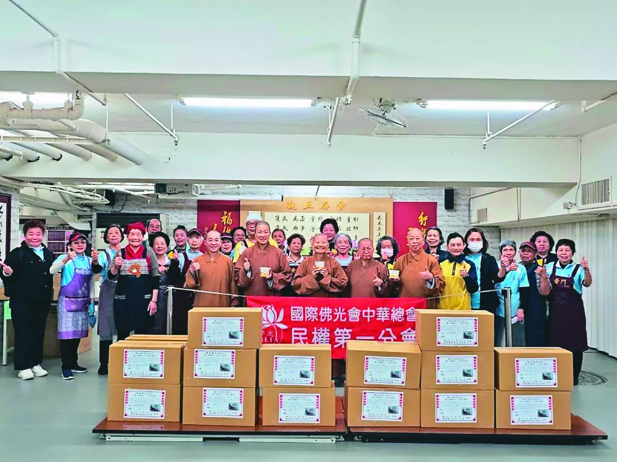 普門寺送臘八粥 廣結法緣