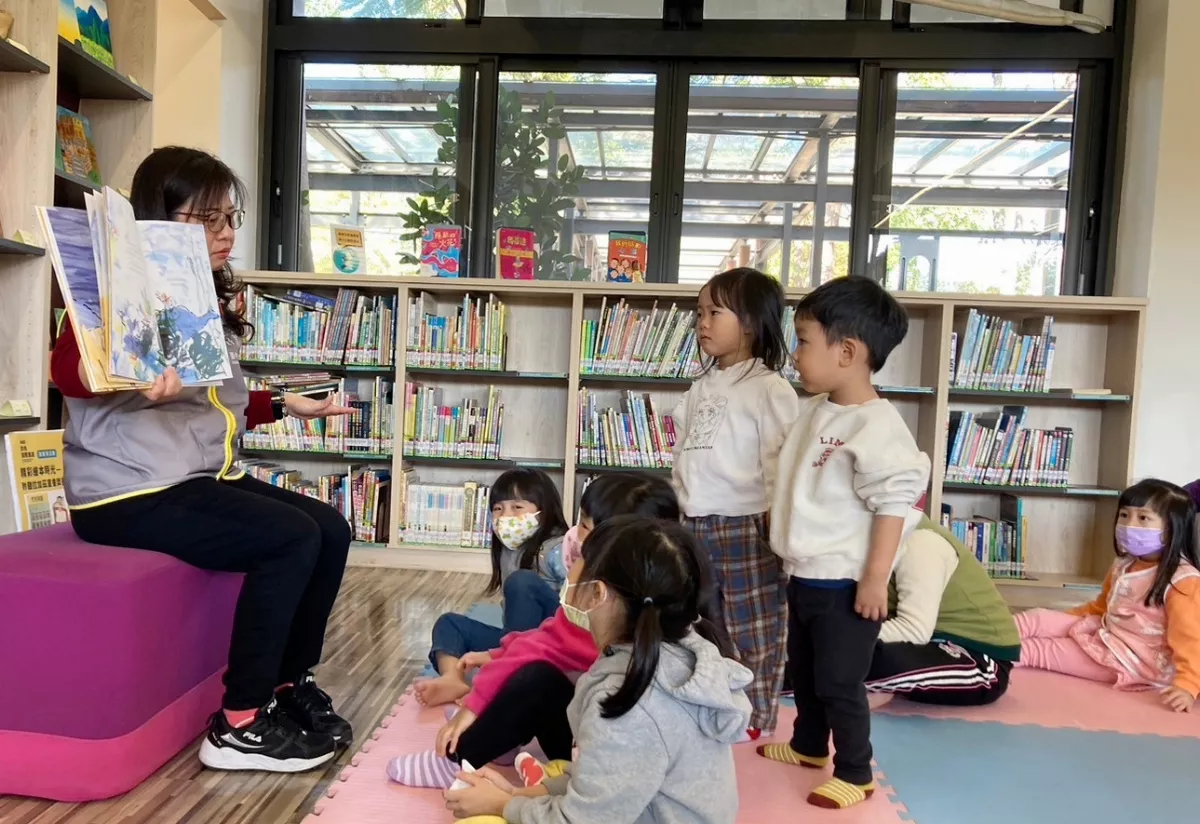 中市圖「故事之島」主題展  邀讀者走進波隆那繪本世界