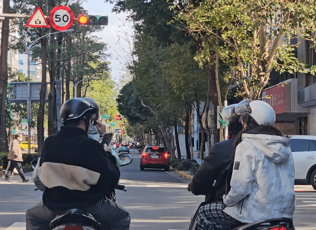 全台冷吱吱  苗栗清晨測到1.6度