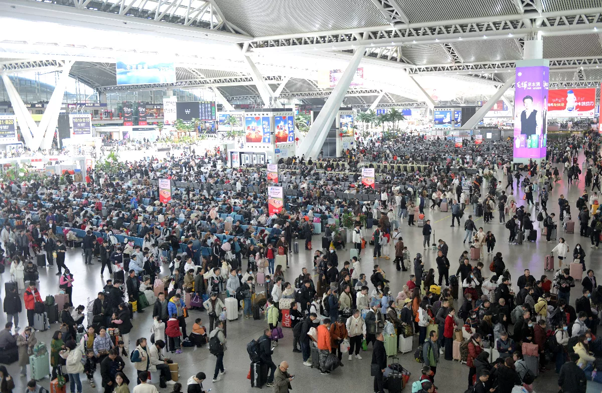 陸春運14日開跑 人員流動量將達90億人次新高