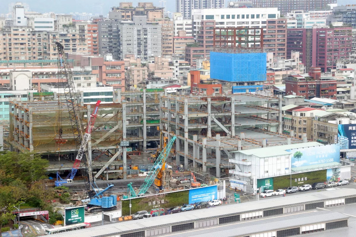 鼎越自願暫緩京華城20%爭議容獎  李四川：3個月內完成