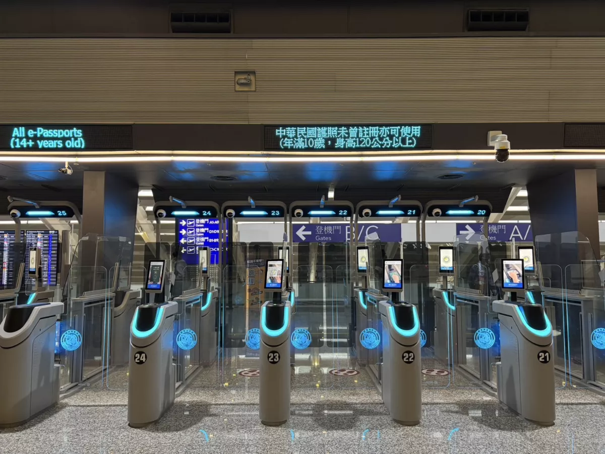 桃機建置71座e-Gate  最快10秒完成通關
