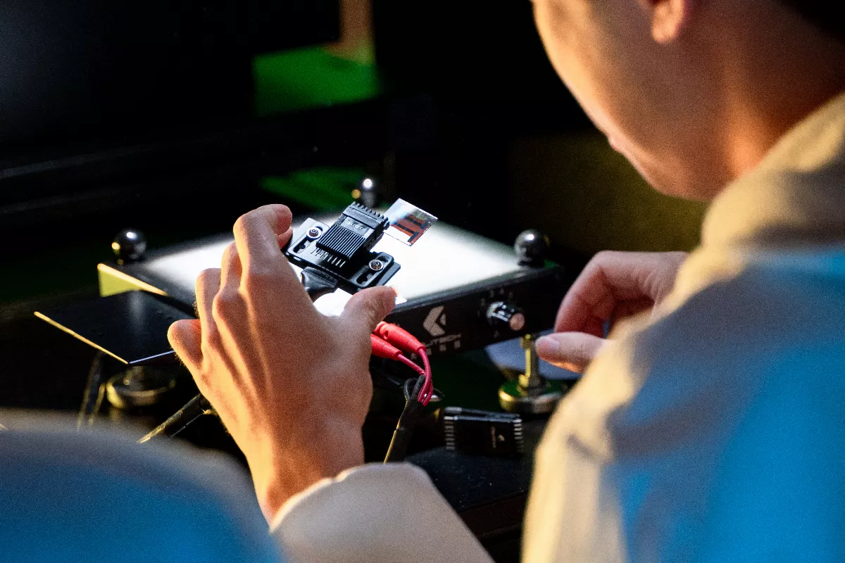 中研院突破關鍵技術 下世代太陽能電池效率超過31%