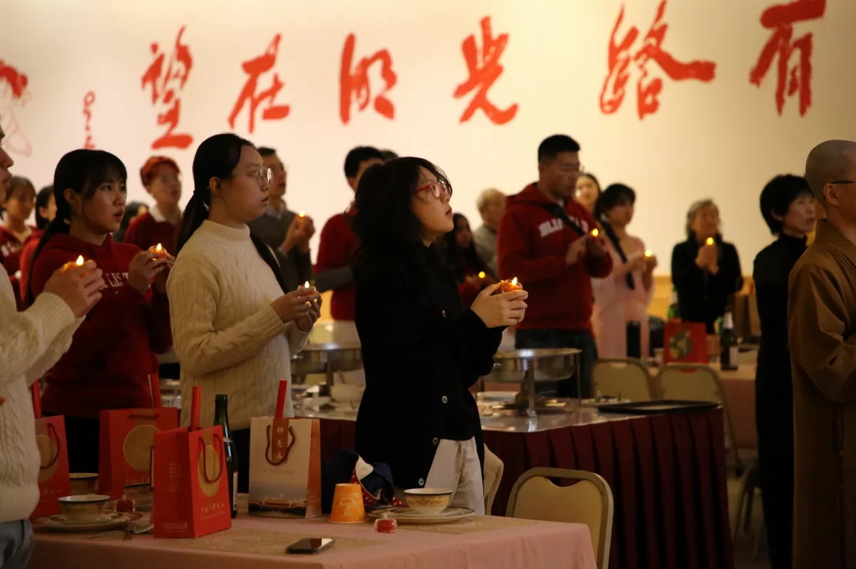 Fo Guang Shan Toronto Brings Warmth and Joy to International Students with Year-End Reunion
