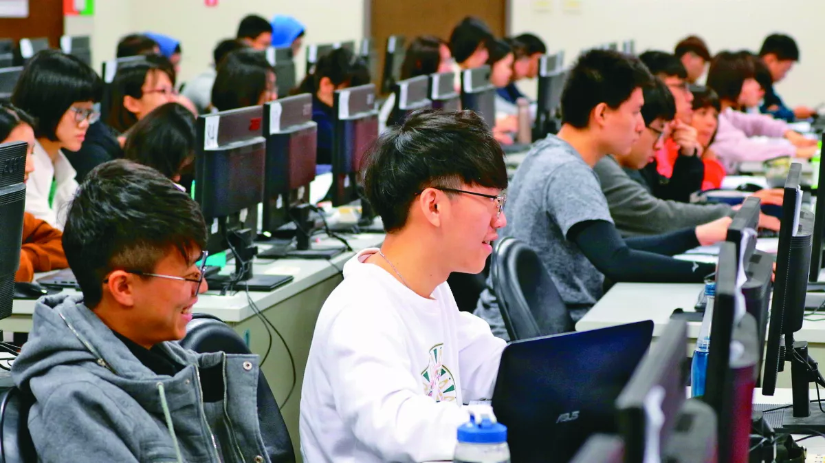 數位人文育才 16大學開206門課