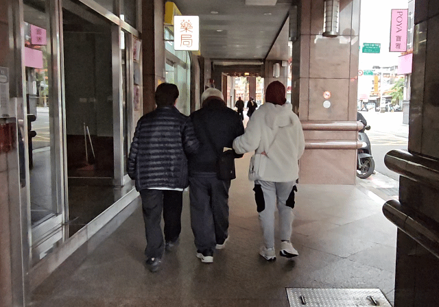 超高齡社會老虐漸增  衛福部籲民眾年節守望相助