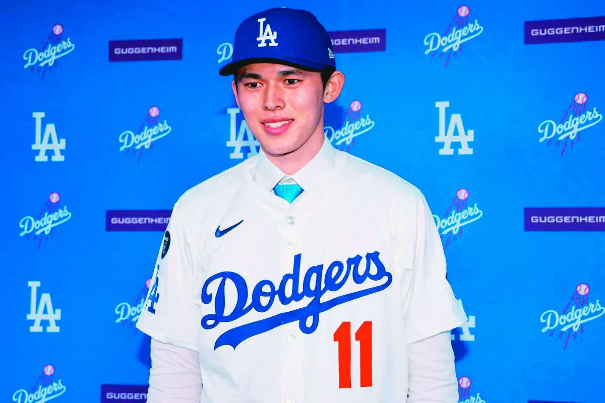 征戰MLB  佐佐木披道奇11號球衣  