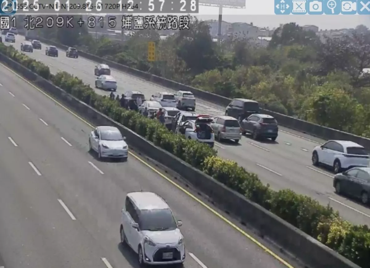 國道今日多起車禍影響 小年夜壅塞時段公布