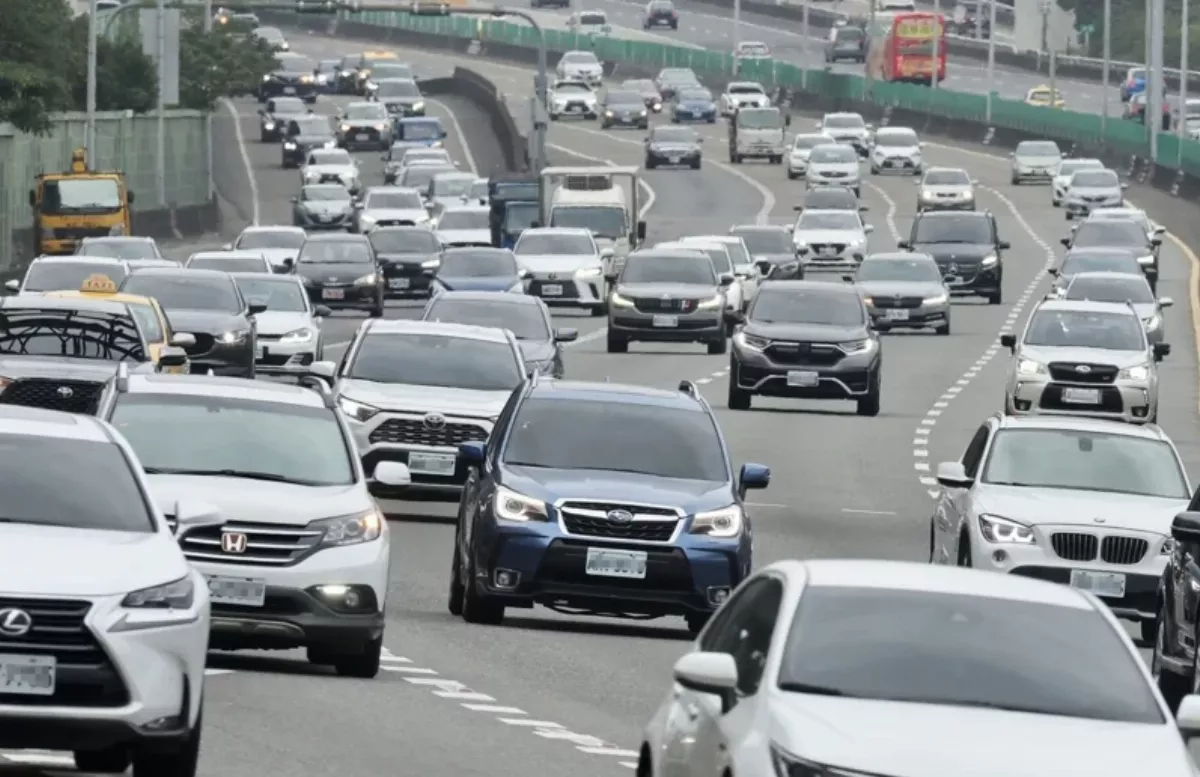 春節返鄉車流平穩 國5流量達平日1.2倍