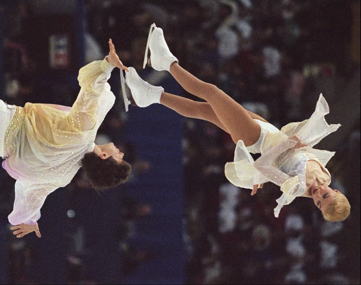 美航空難 克宮：機上有前花滑世界冠軍等俄羅斯公民