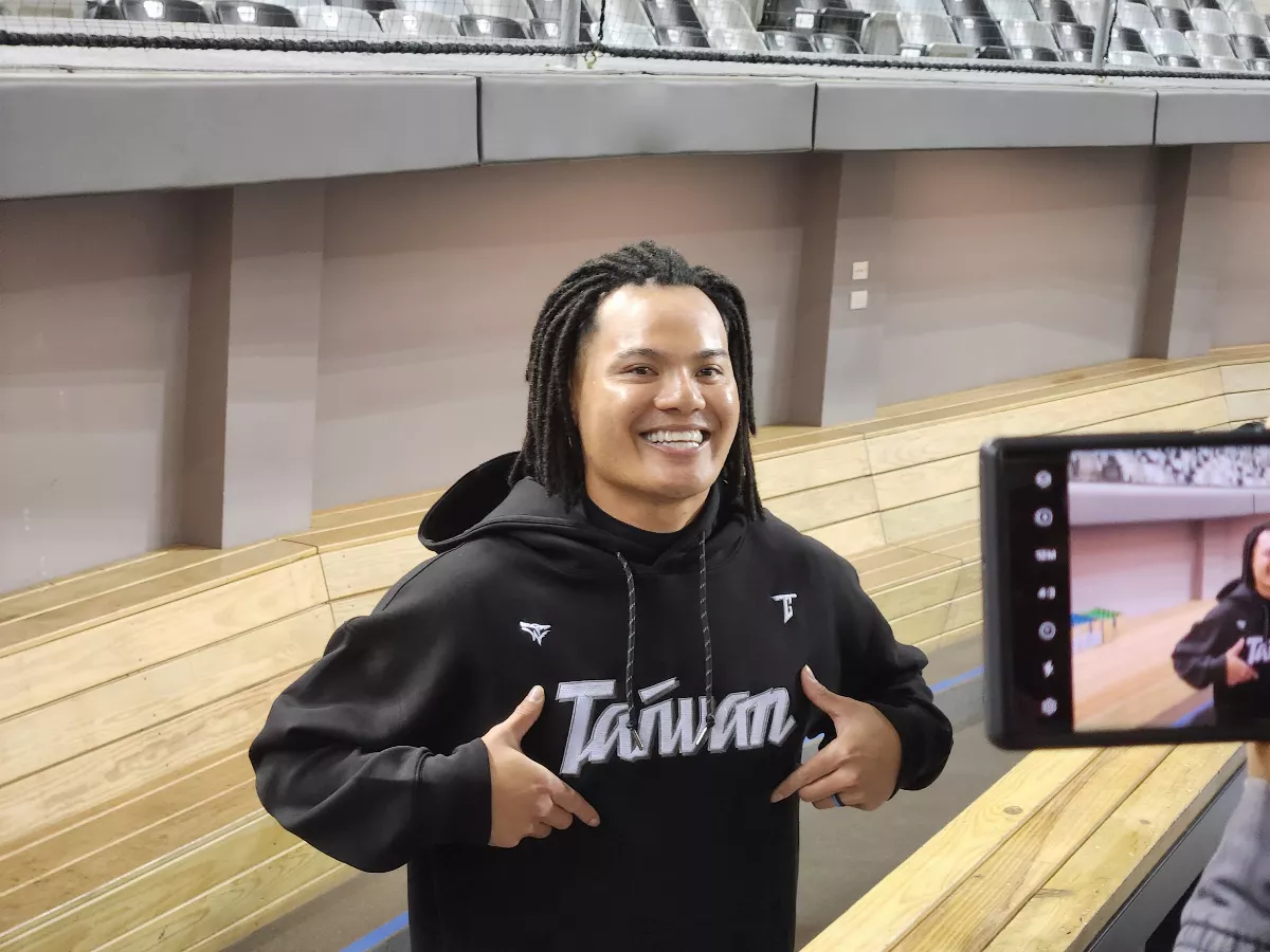 經典賽／新造型花10小時亮相 張育成再戰經典不怕年齡差