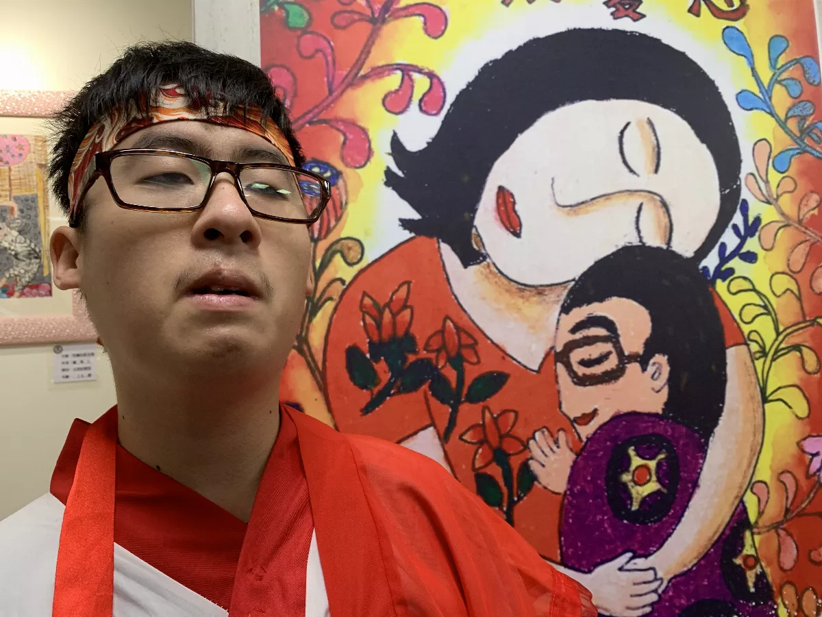 小胖威利的「生命之光」 畫作流露韌性與感動