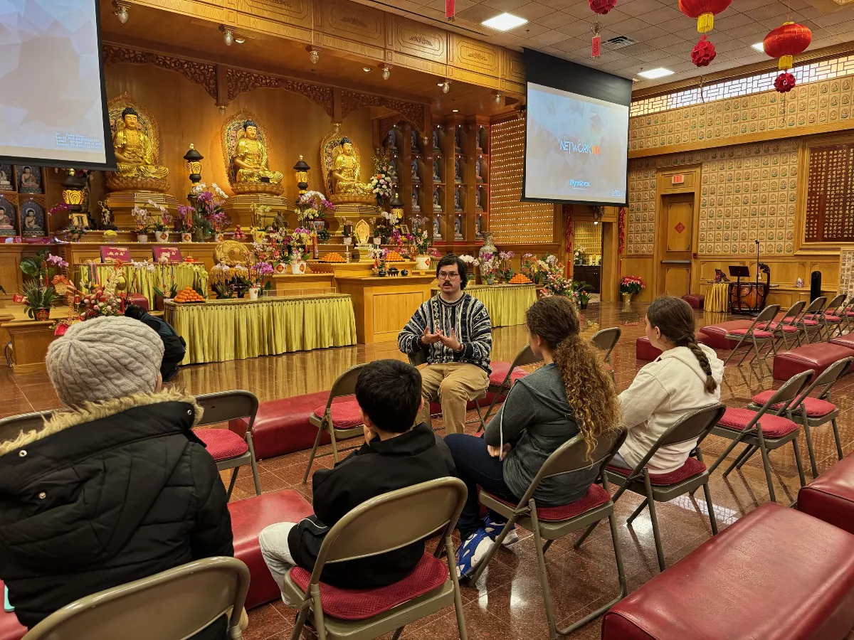 Austin Jewish Academy Visits Xiang Yun Temple