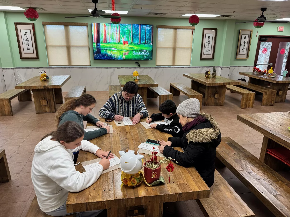 Austin Jewish Academy Visits Xiang Yun Temple