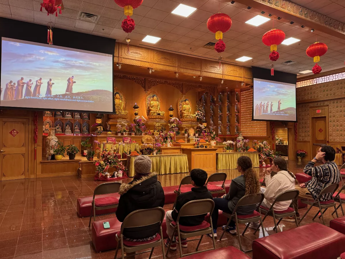 Austin Jewish Academy Visits Xiang Yun Temple