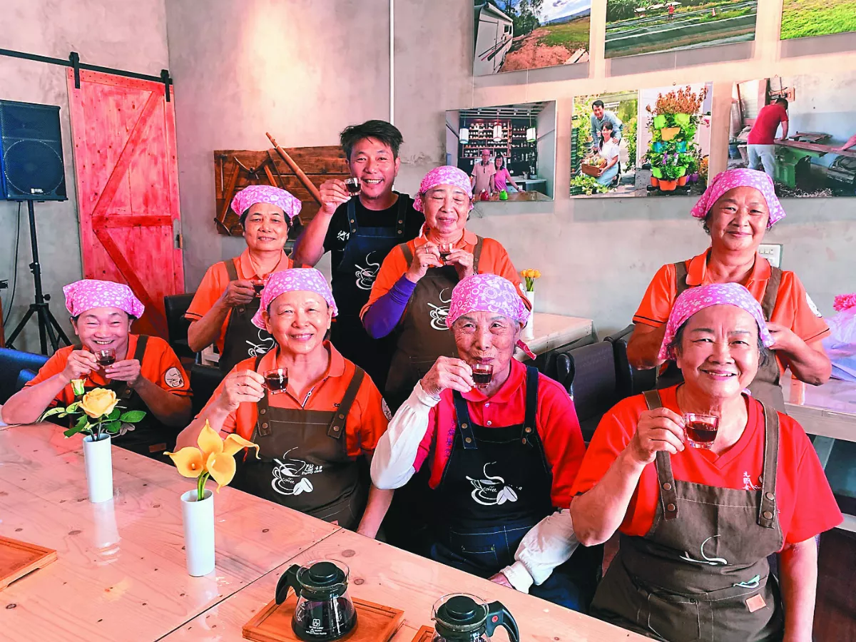 奶奶咖啡店 傳遞愛與關懷