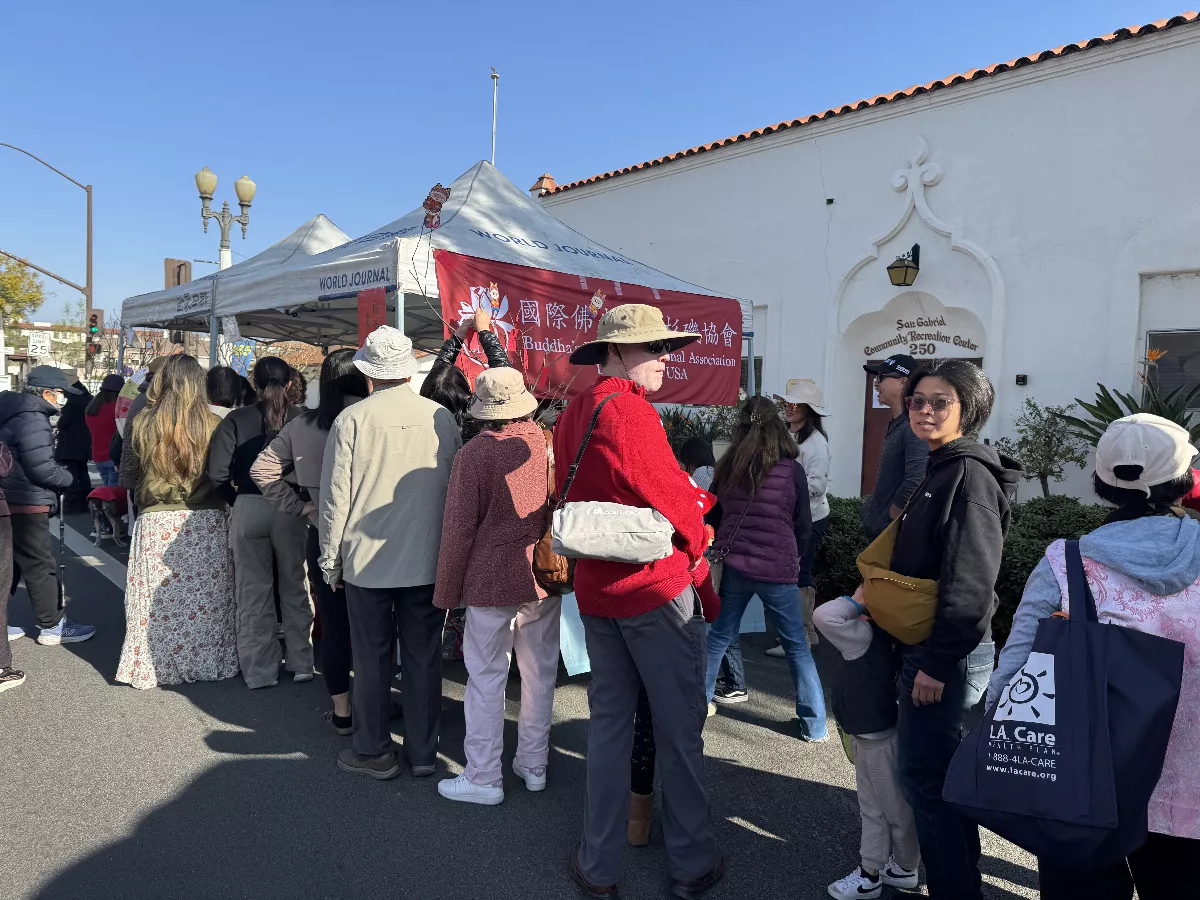 Lantern Festival Lights Up San Gabriel, Bringing the Community Together in Celebration