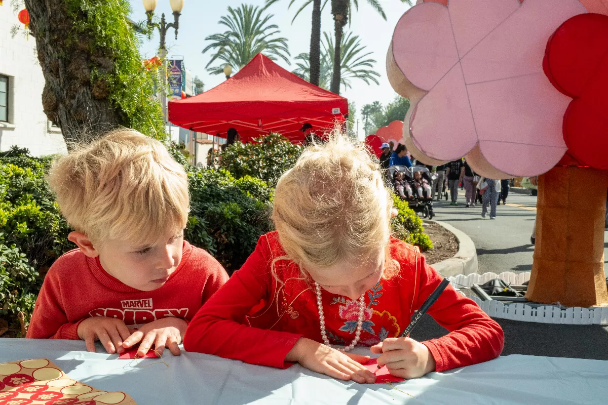 Lantern Festival Lights Up San Gabriel, Bringing the Community Together in Celebration
