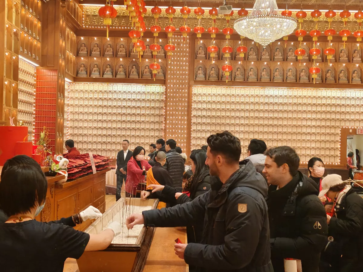 Over 5,000 Visitors Celebrate Lunar New Year at Fo Guang Shan Temple of Toronto, Embracing Culture and Faith