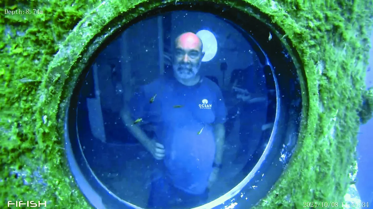 水下無減壓生活120天 德男破紀錄