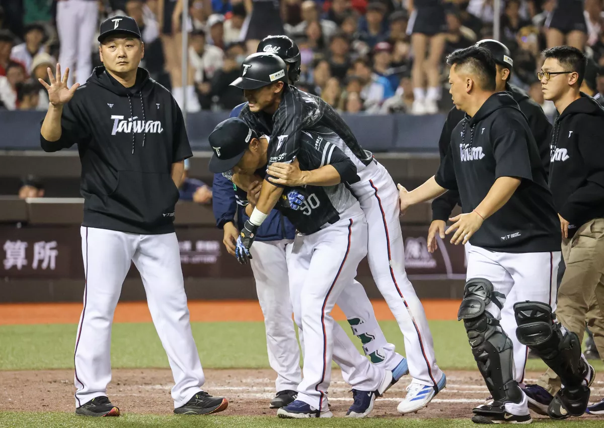 台韓交流賽／曾總談投打收穫 陳文杰傷勢須觀察
