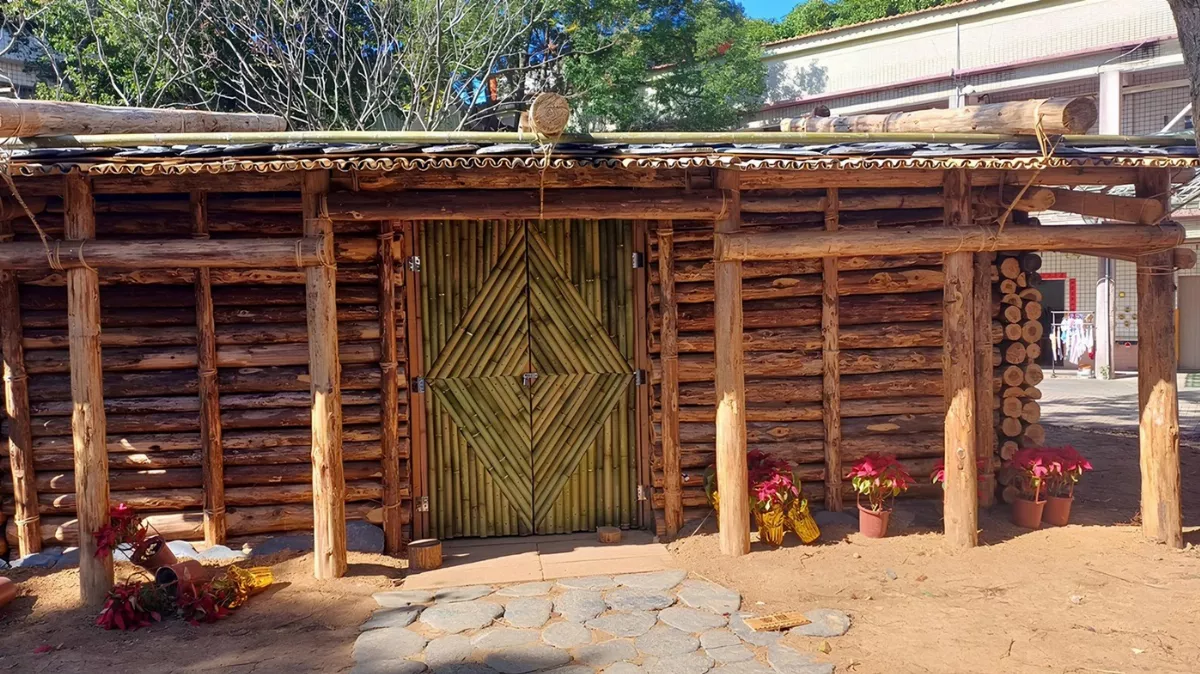 僑愛國小泰雅文化園區啟用 學生體驗傳統原民智慧