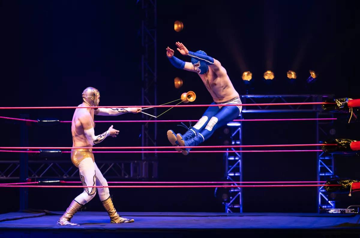 馬戲結合摔角 NOVA揭幕大秀《砰！》3/7登場