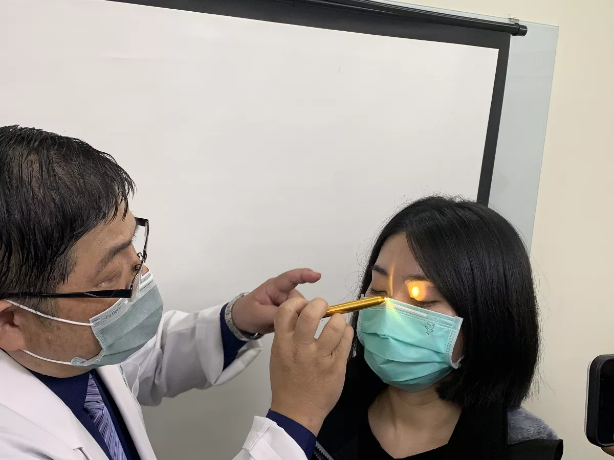 膽固醇有無偏高？ 眼瞼黃斑瘤、瞳孔雪花漂浮警示
